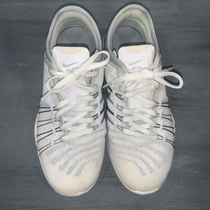 Nike free runs